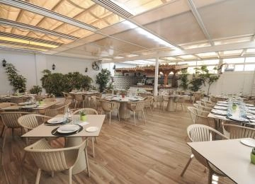 terraza del restaurante casa carmela